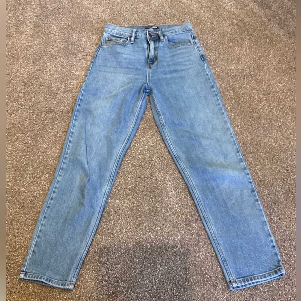 Fashion Nova Mid Rise Jeans Size 3